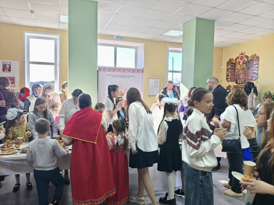 На пасхальной неделе Троицкий СДК собрал гостей на «Фестиваль русской кухни».
