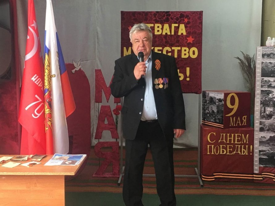 В рамках Года Защитника Отечества и 80-летия Победы в Возрожденском Доме культуры прошла встреча «Воины всех времен»