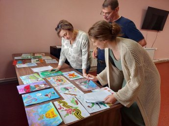 Завершился конкурс рисунков сельской клубной системы «Равнение на Победу!».