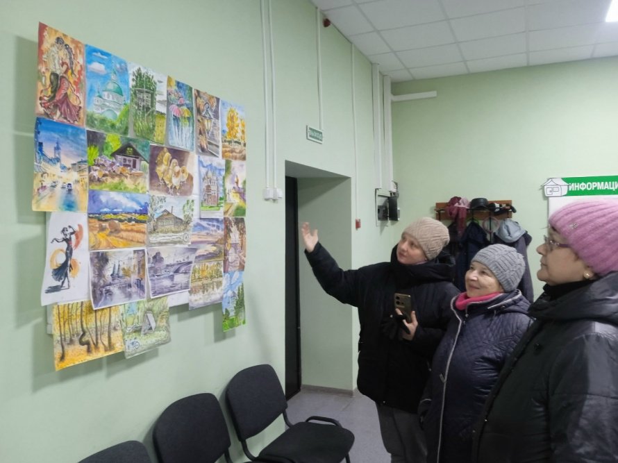 В Егорьевском сельском Доме культуры открылась выставка рисунков Валерия Князева