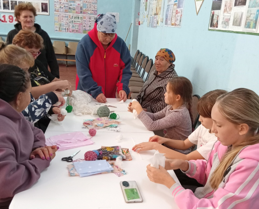 В Барковском сельском Доме культуры состоялся семейный мастер-класс. 