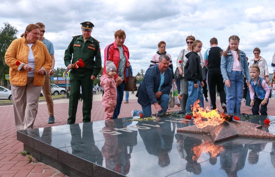 22 июня у мемориала в г.Княгинино прошел митинг, посвященный Дню памяти и скорби