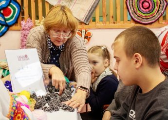 Настоящий праздник творчества и ремесла с очень ёмким названием «В жизни всё связано» прошел в Озерках.