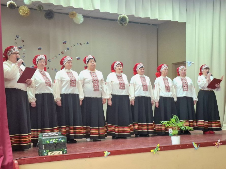 Песни фронтовых дорог