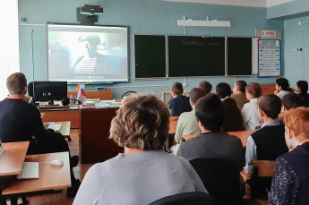 Морская библиотека – музей имени В.Г.Гузанова провела урок мужества «Соловецкие юнги» для учащихся Озерской основной школы