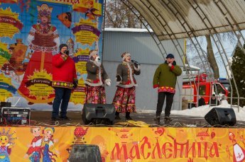 Княгининцы шумно, ярко и вкусно отпраздновали Масленицу. 